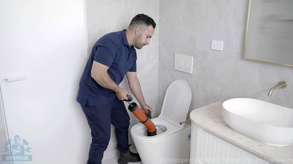 toilet verstopt urk